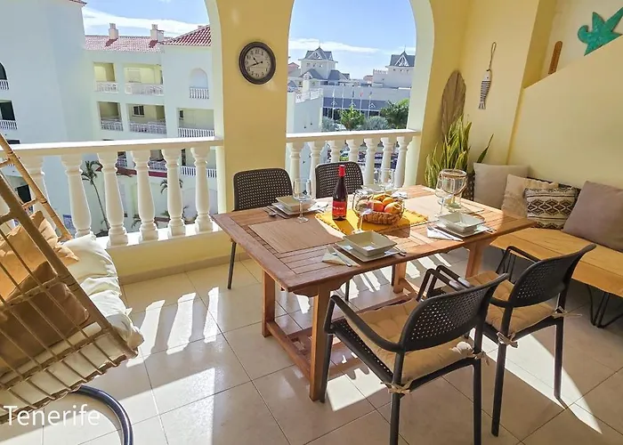 Апартаменты Mona Golf - South Tenerife - Aircon, Private Parking With Heated Pool Сан Мигель