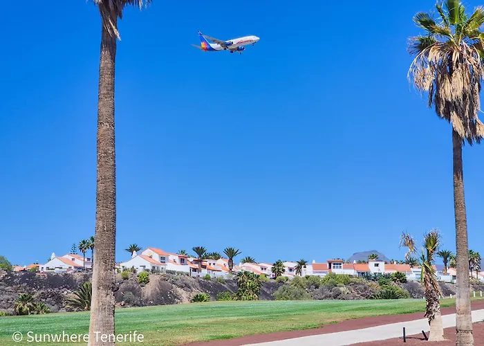 Mona Golf - South Tenerife - Aircon, Private Parking With Heated Pool Апартаменты