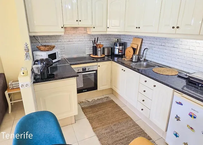 Appartamento Mona Golf - South Tenerife - Aircon, Private Parking With Heated Pool *