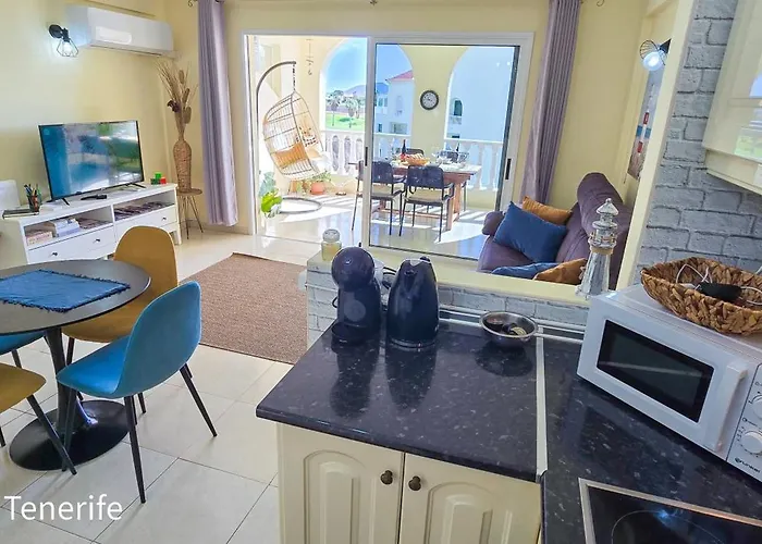 Appartamento Mona Golf - South Tenerife - Aircon, Private Parking With Heated Pool