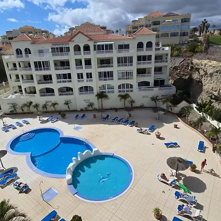 Mona Golf - South Tenerife - Aircon, Private Parking With Heated Pool